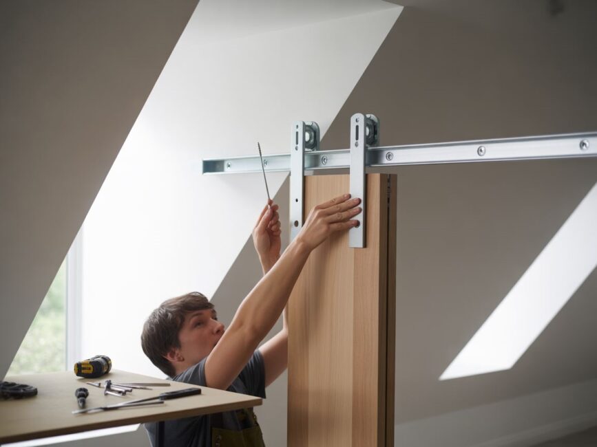 Instalacja drzwi skośnych